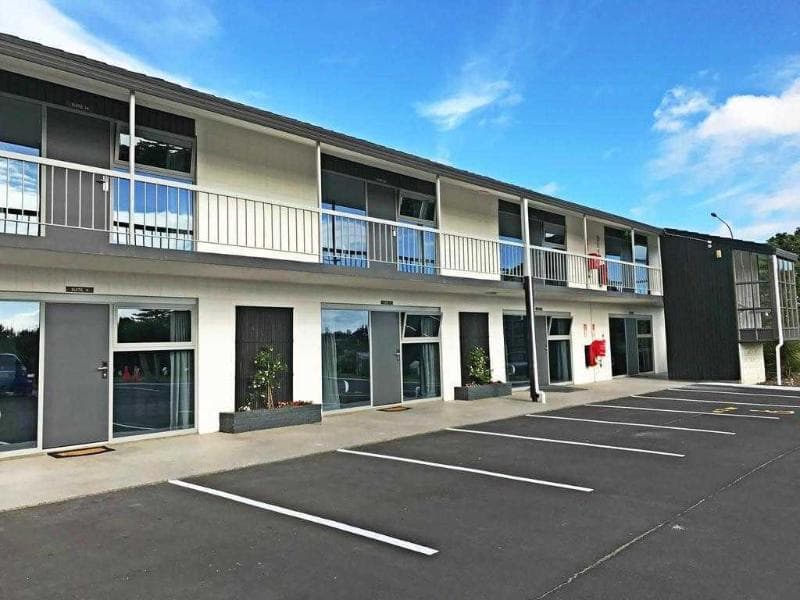 Ellerslie Palms Motel photo 1