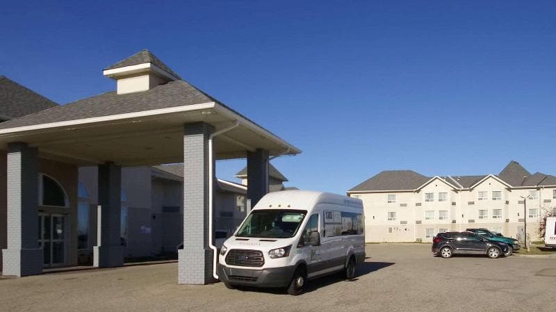 Quality Inn & Suites Edmonton International Airport 5