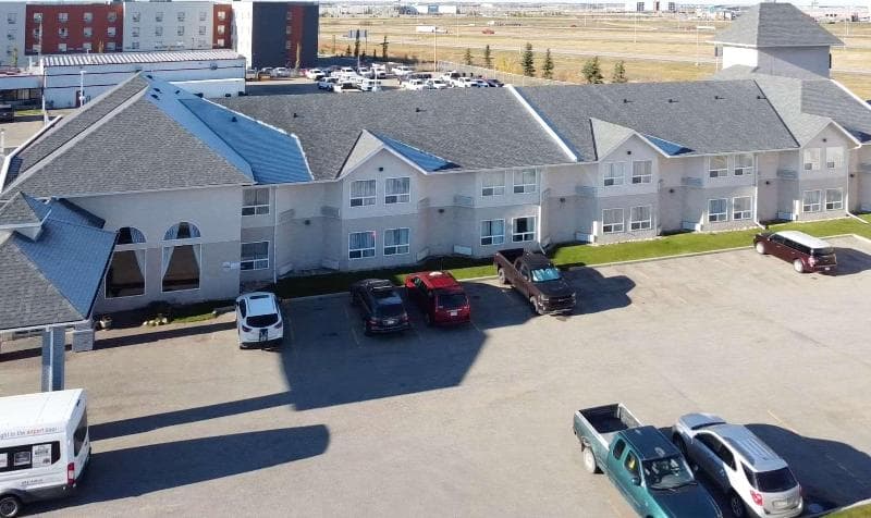 Quality Inn & Suites Edmonton International Airport 4