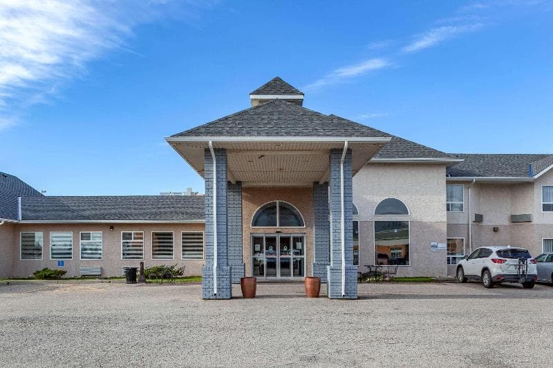 Quality Inn & Suites Edmonton International Airport 2