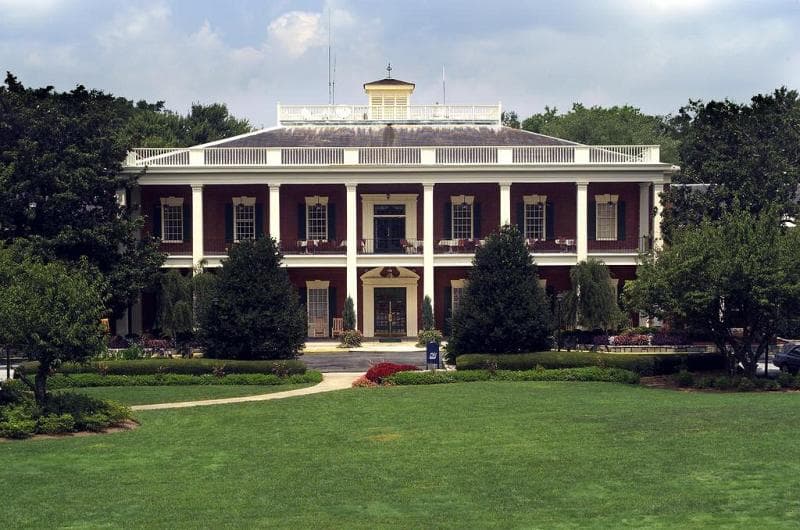 Stone Mountain Inn 1