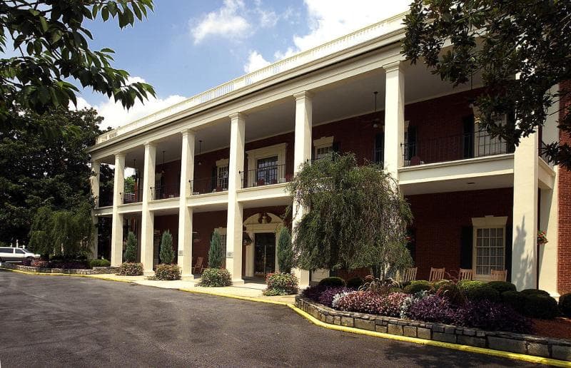 Stone Mountain Inn 3
