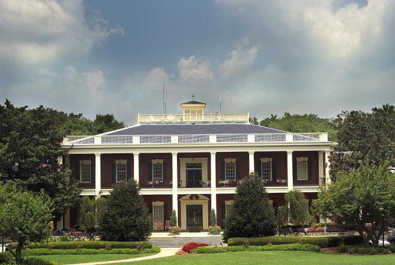 Stone Mountain Inn 4