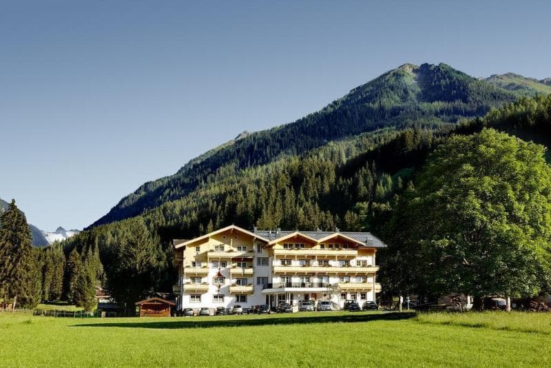 Familienhotel Grundlhof 5