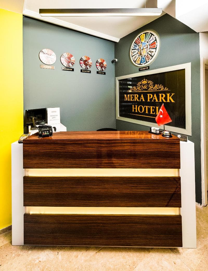 Mera Park Hotel 3