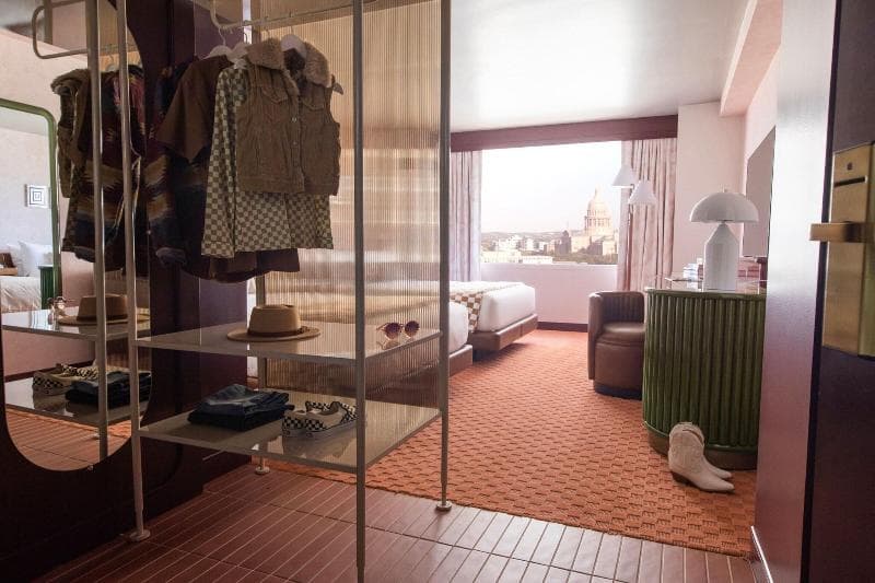 Downright Austin, A Renaissance Hotel 5