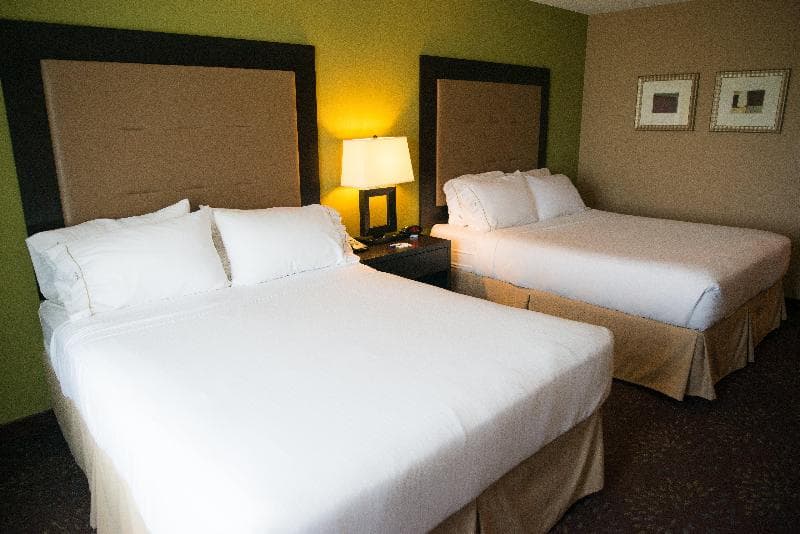 Holiday Inn Express & Suites Northwood 3