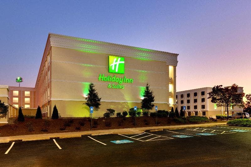 Holiday Inn Hotel & Suites Atlanta Airport North 2