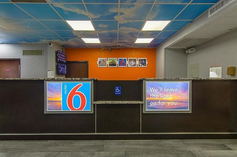 Motel 6 Atlanta Airport - Virginia Ave 5