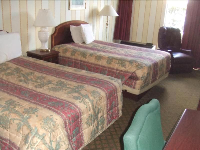 A Victory Inn And Suites 5