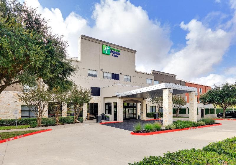 Holiday Inn Express & Suites Austin Round Rock photo 1