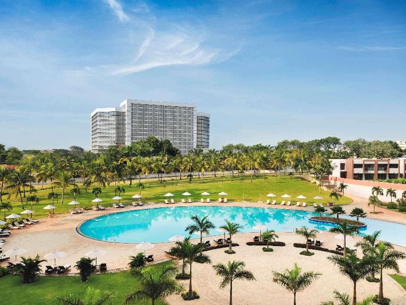 Movenpick Ambassador Hotel Accra 5