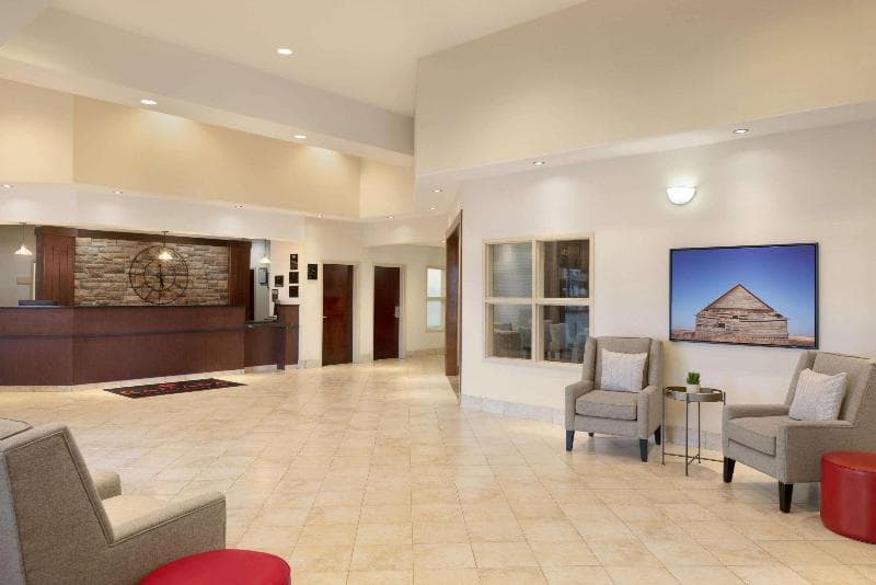 Ramada By Wyndham Drayton Valley 5