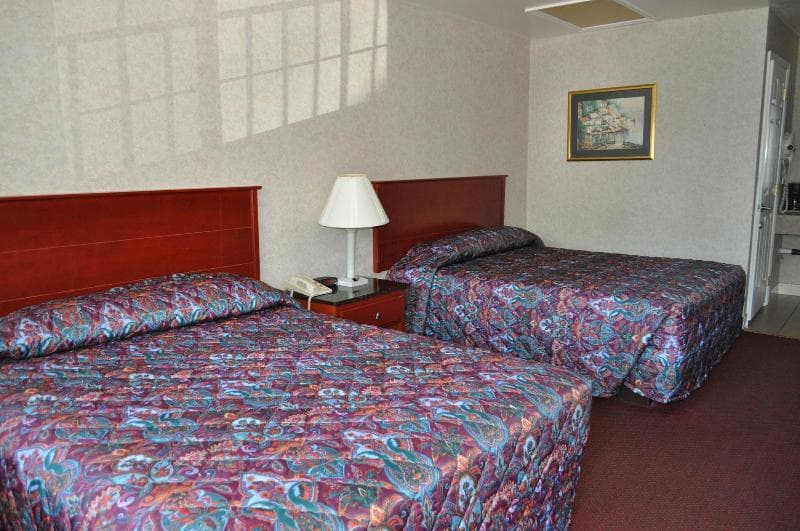 Atrium Inn 5