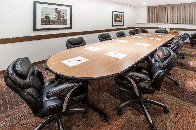 Ramada By Wyndham Sherwood Park photo 1