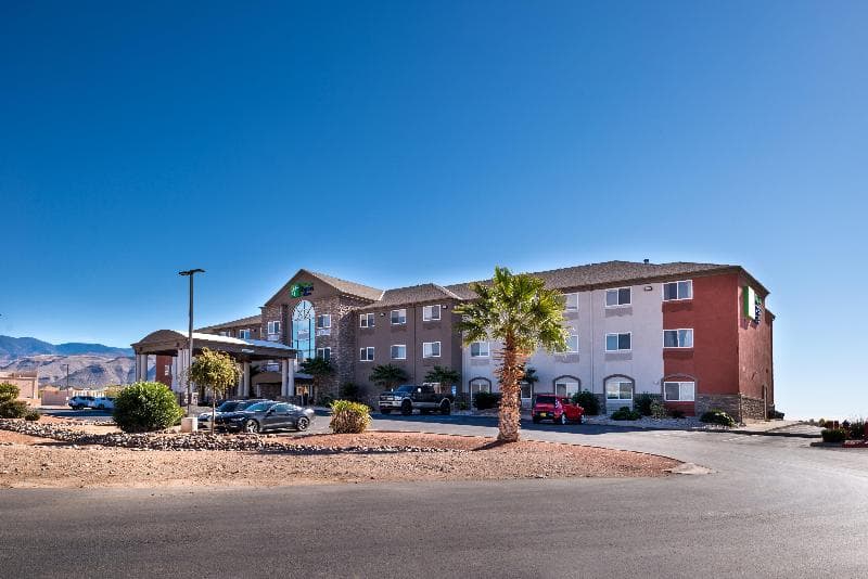 Holiday Inn Express Alamogordo photo 1