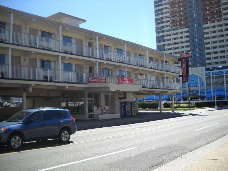 Red Carpet Inn & Suites Atlantic City 2