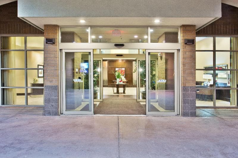 Crowne Plaza Anchorage Midtown 3
