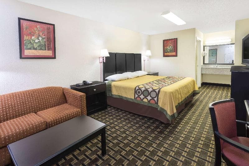 Super 8 by Wyndham Decatur/Lithonia/Atlanta Area 2