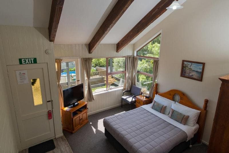 Howick Motor Lodge 3