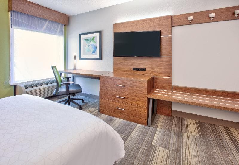 Holiday Inn Express Hope 5