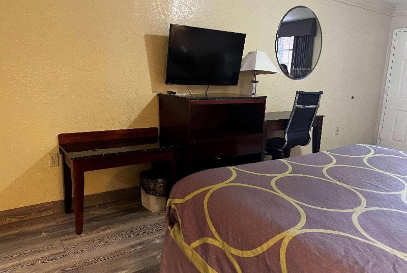 Super 8 by Wyndham Houston West Katy photo 1