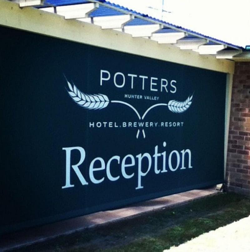 Potters Hotel & Brewery main