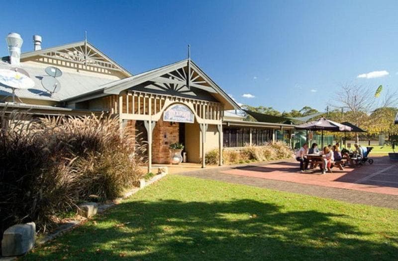 Potters Hotel & Brewery 4