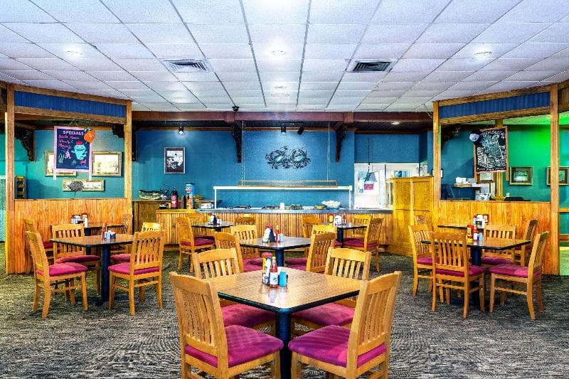 Ramada by Wyndham Houma 4