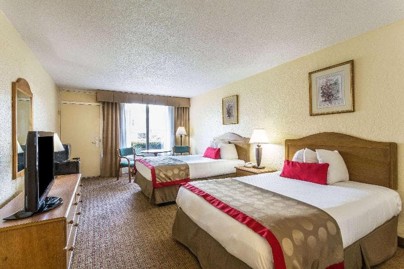 Ramada by Wyndham Houma 2