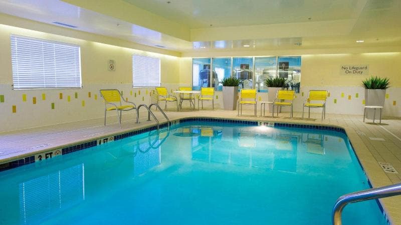 Fairfield Inn Huntsville 2