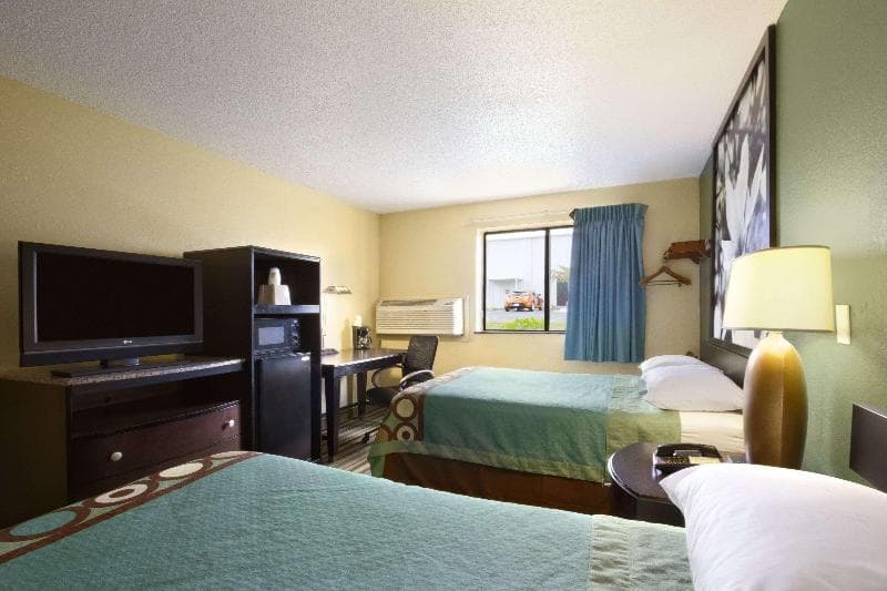 Red Roof Inn Huntsville, AL main