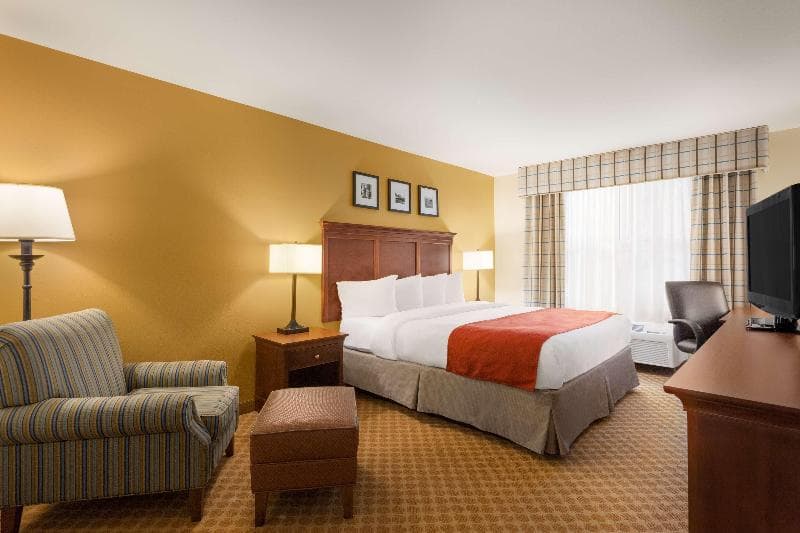 Country Inn & Suites By Radisson, Holland, Mi 4