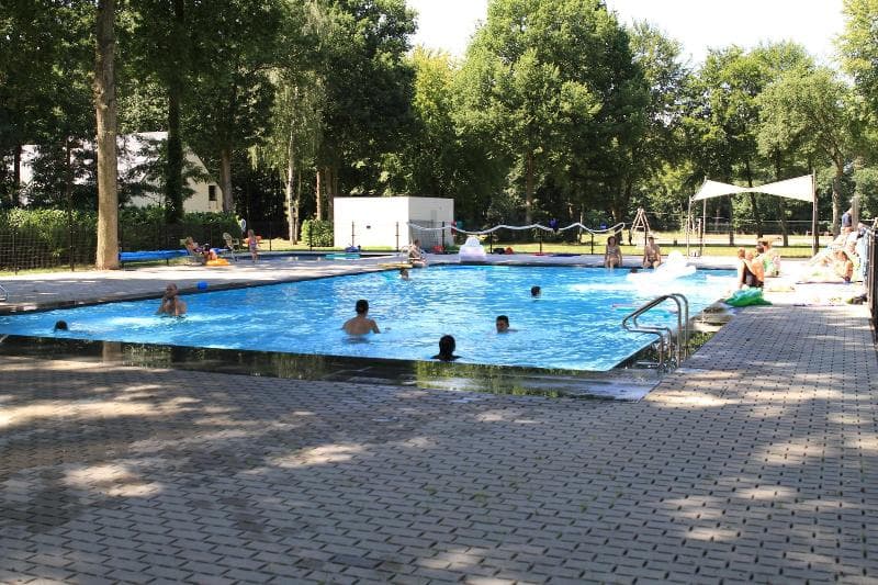 Holiday Suites Hengelhoef main