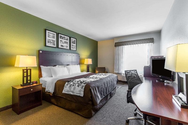 Sleep Inn & Suites Intercontinental Airport East 3