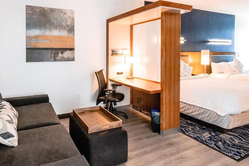 Springhill Suites Houston Baytown 4