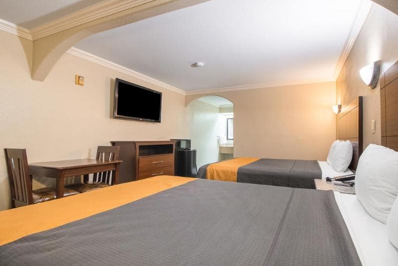 Americas Best Value Inn Houston At I-45 & Loop 610 2
