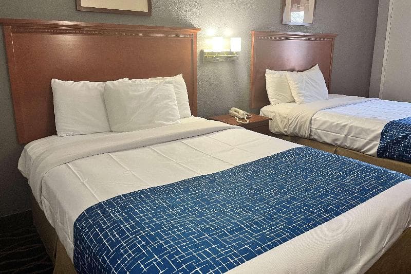 Travelodge by Wyndham Terre Haute 5