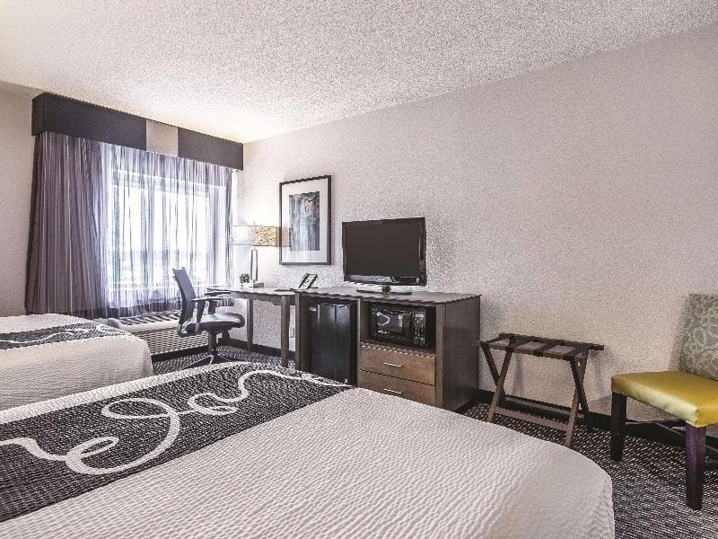 La Quinta Inn Hartford Bradley Airport 4