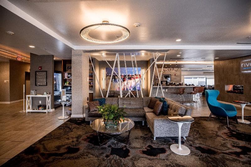 Hotel Indigo Harrisburg – Hershey 4