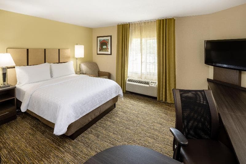 Candlewood Suites 3
