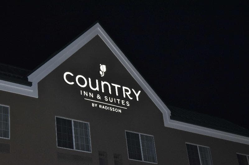 Country Inn & Suites by Radisson, Hagerstown, MD 2