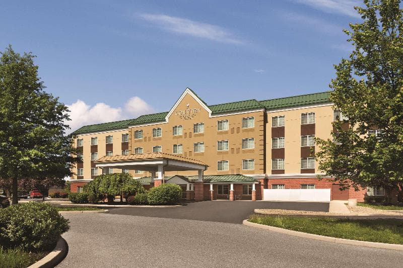 Country Inn & Suites by Radisson, Hagerstown, MD 3
