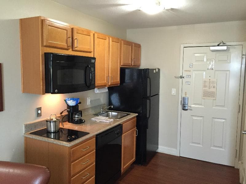 Candlewood Suites La Porte 2