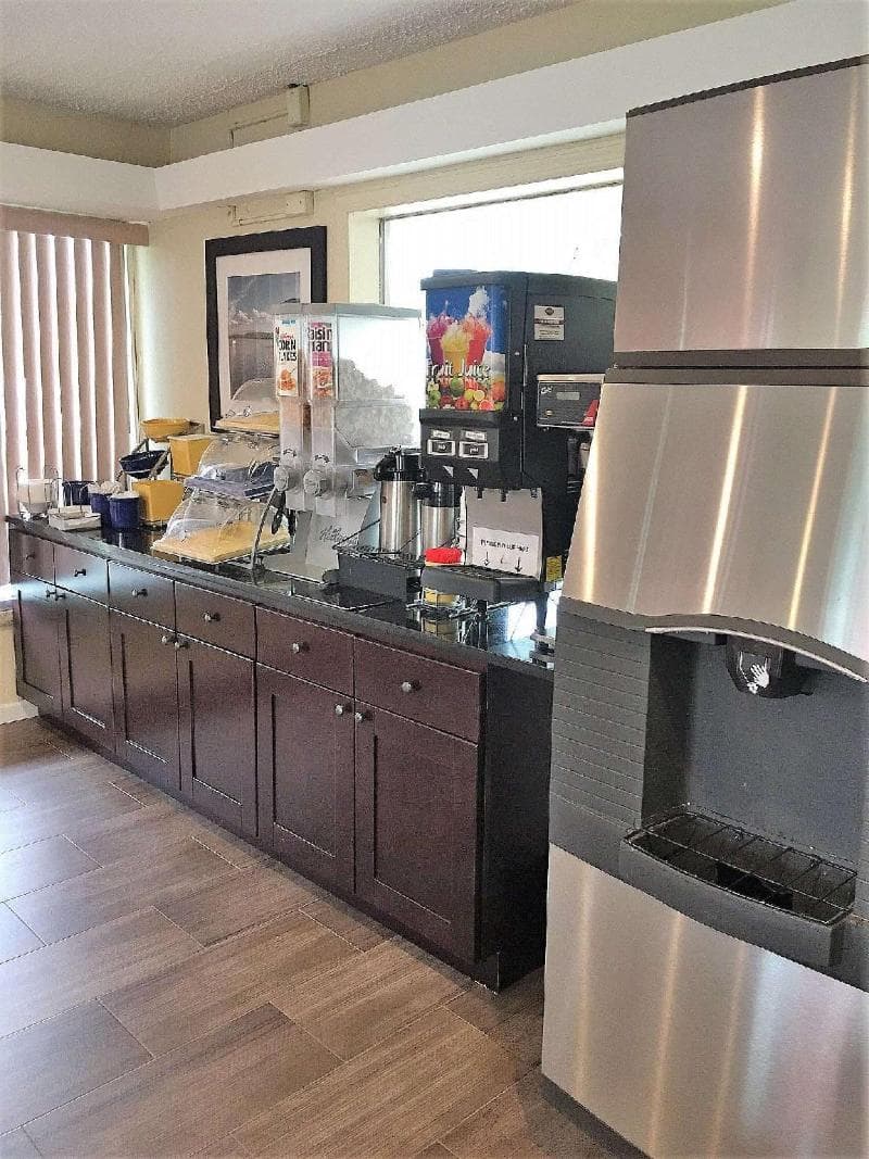 Americas Best Value Inn Central Valley 1