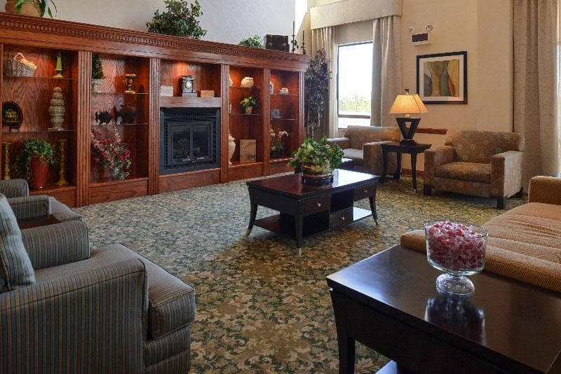 Holiday Inn Express & Suites Harrison 4