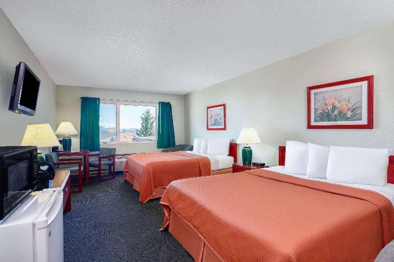 Howard Johnson by Wyndham Helena 4