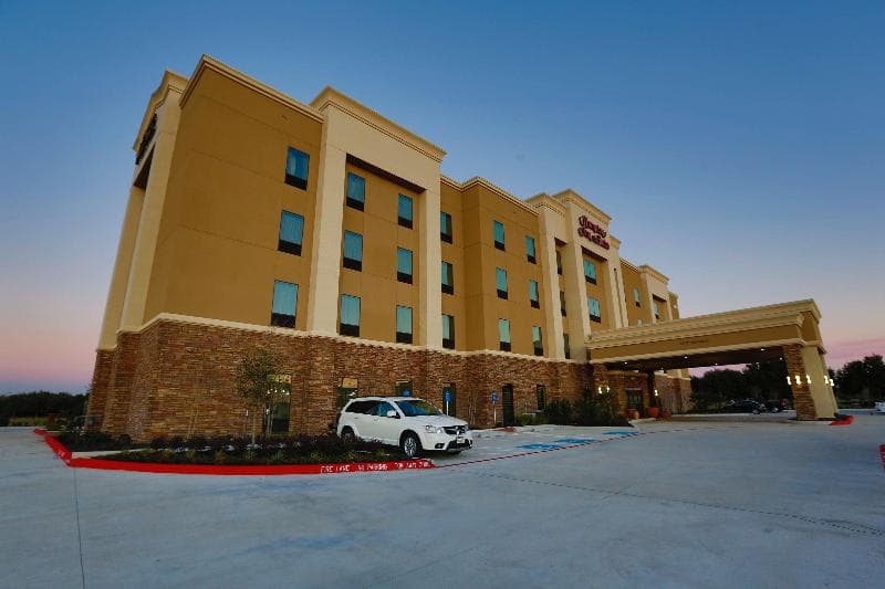 Hampton Inn & Suites Missouri City 2