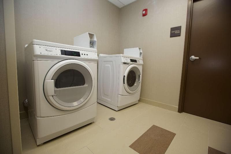 Hampton Inn & Suites Missouri City 5
