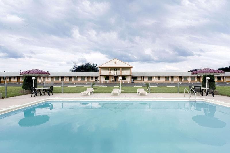 Knights Inn Palmyra/Hershey 2